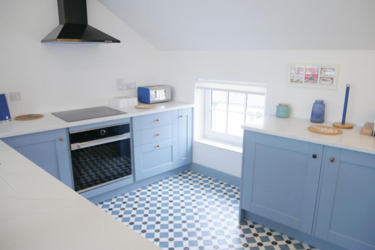 Sunset View, 2 Bedrooms In The Heart Of Holt With Parking Eksteriør bilde
