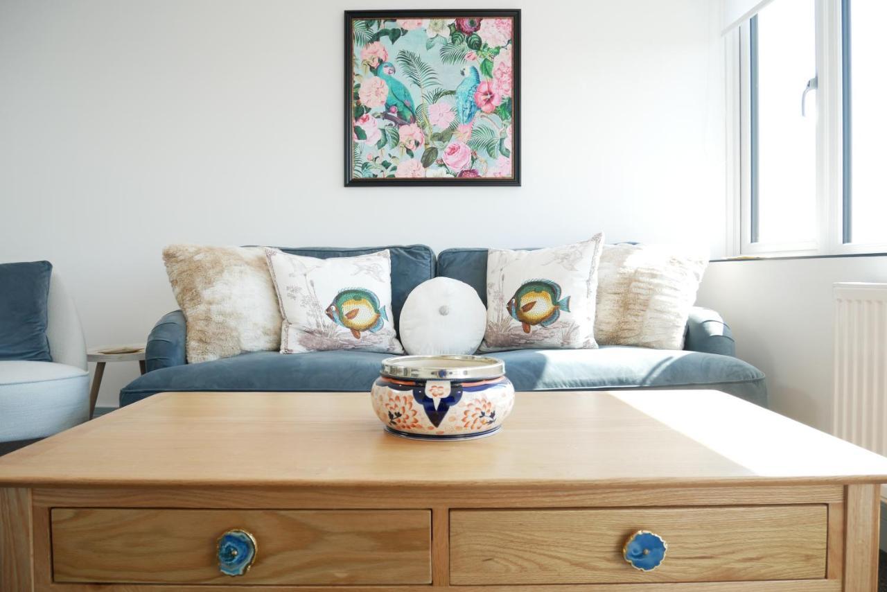 Sunset View, 2 Bedrooms In The Heart Of Holt With Parking Eksteriør bilde